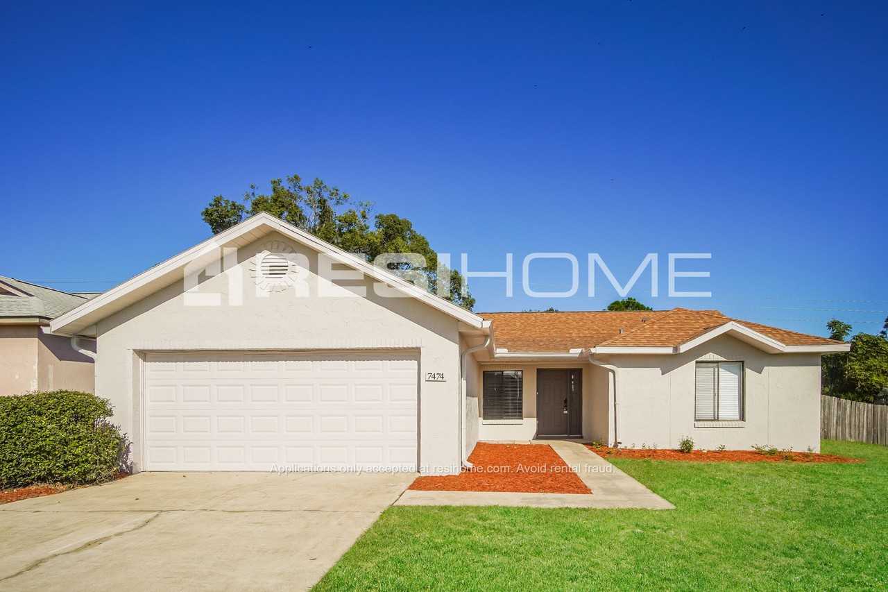 7474 Radiant Cir - Photo 3 of 23