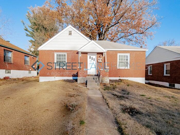 9162 Newby St - Photo 3 of 18