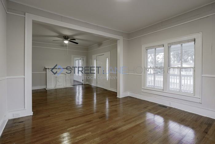 926 N Granard St - Photo 3 of 17