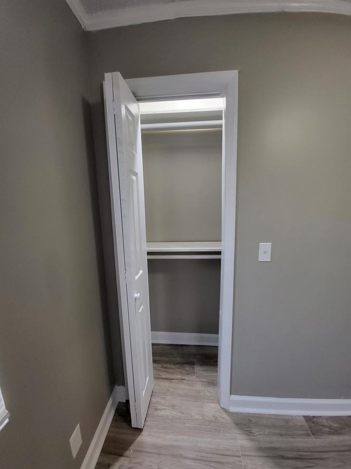 603 E Ohio Ave #1 - Photo 5 of 30