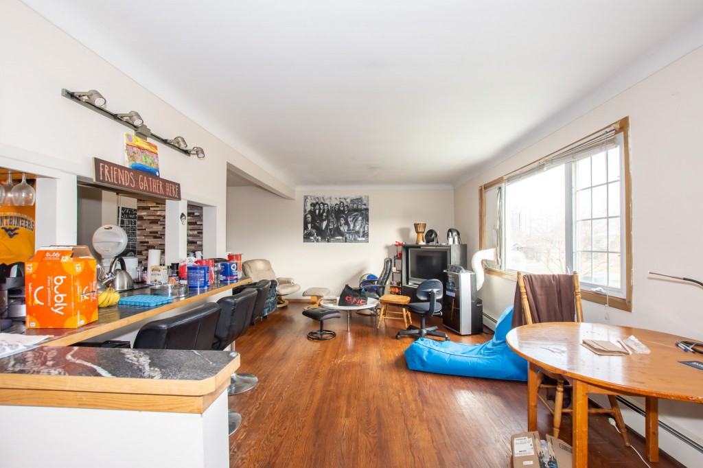 290 Glenridge Avenue - Photo 2 of 7