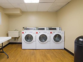 930 N Murray Blvd - Photo 1 of 1