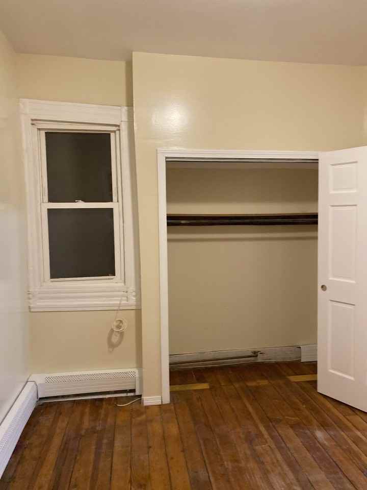 488 William St #488-2 - Photo 3 of 8