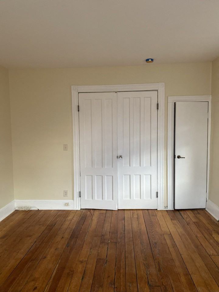 488 William St #488-2 - Photo 4 of 8