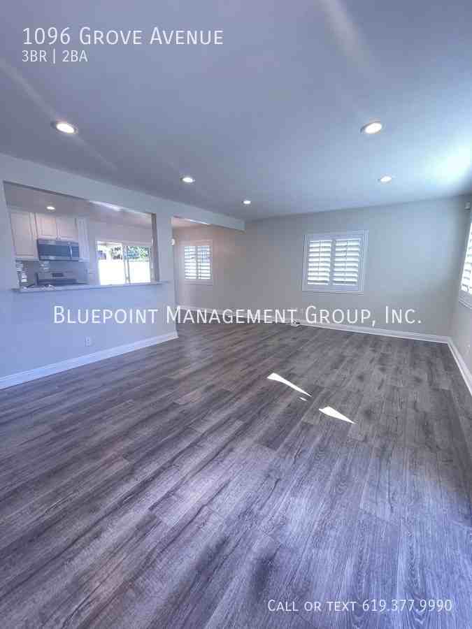 1096 Grove Ave - Photo 4 of 25