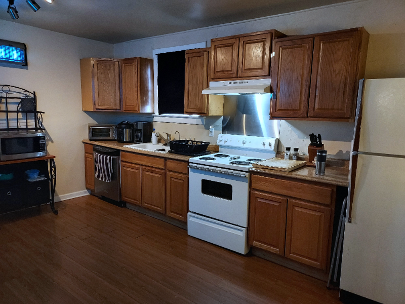 127 South Main Street - Photo 7 of 18