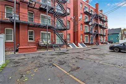 The Bryant Place Apartments - Photo 3 of 4