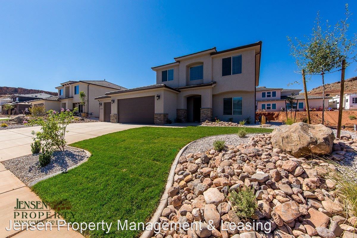 3310 E Tanoak Dr - Photo 3 of 30