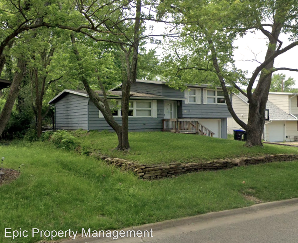 3507 Sw Oakley Ave, Topeka, KS 66614 3 Bedroom House for $1,125/month -  Zumper