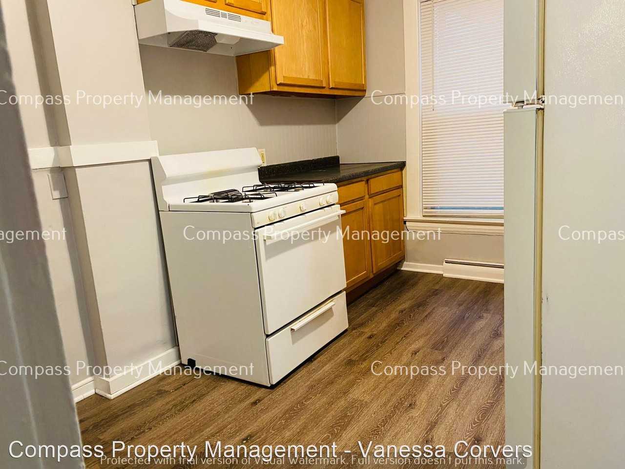 1222 Eastern Ave. SE - Photo 3 of 8