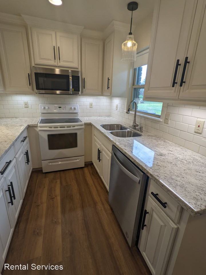 16234 Highway 62 S - Photo 2 of 18