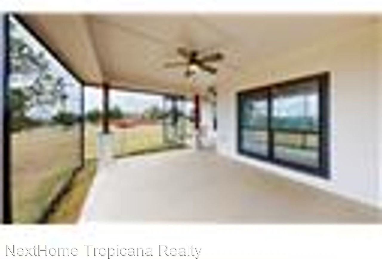 121 Lakewood Dr - Photo 2 of 17