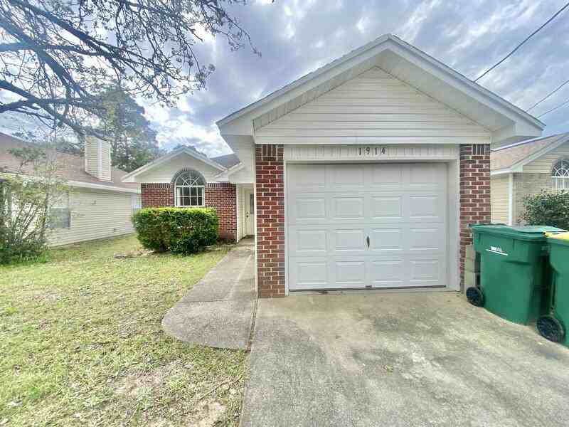 1914 Summer Hills Ln