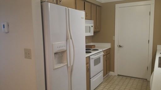 3650 Pine St - Photo 3 of 9