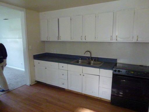 5404 Sharon Terrace - Photo 2 of 5