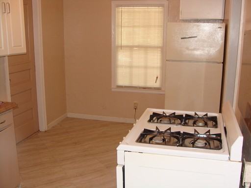 1308 E 55th St - Photo 3 of 10