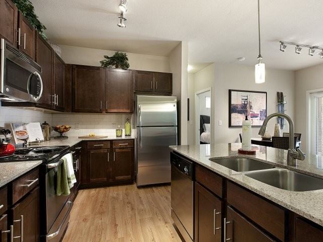 11209 Conroy Ln - Photo 2 of 3