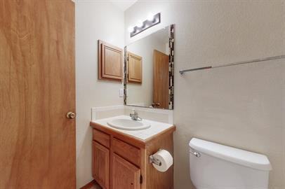 8012 Waterbury Ave Nw - Photo 3 of 36