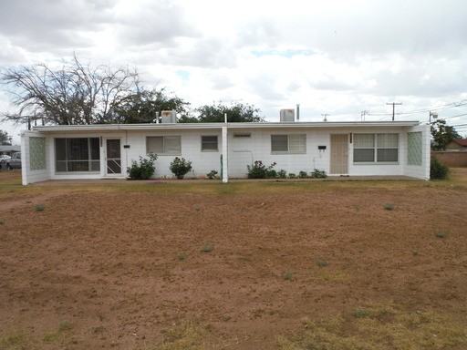 2060 E 10th St - Photo 2 of 6