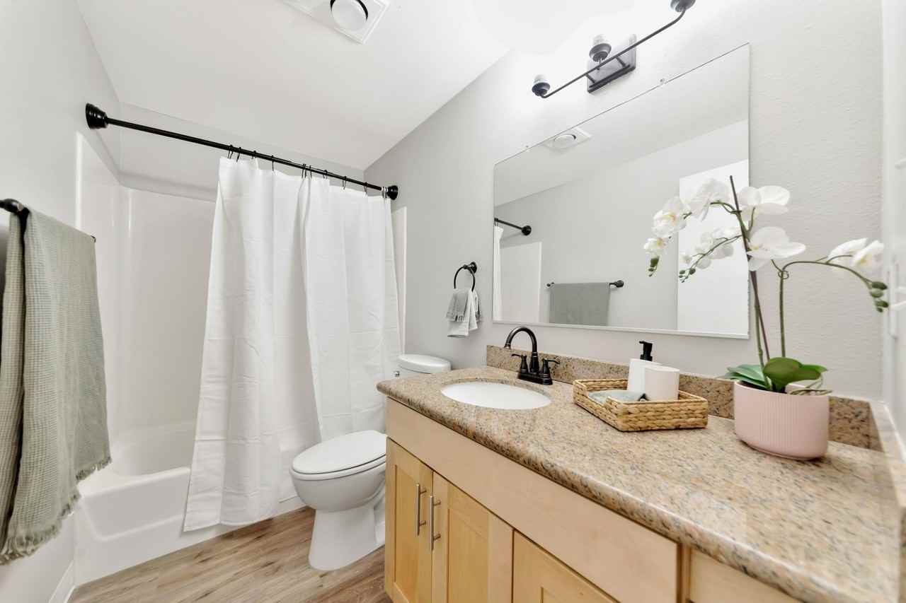 Terwilliger - Photo 6 of 20