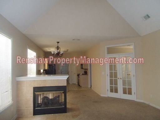 1212 Misty Isle Dr - Photo 3 of 12