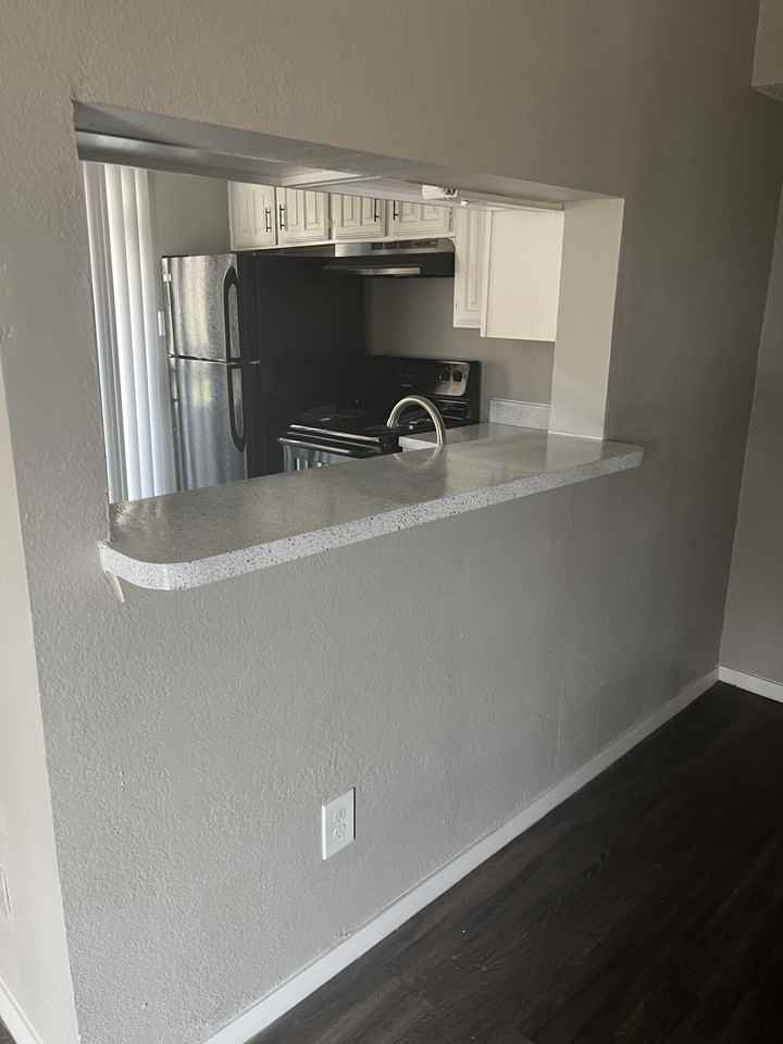 Ridgmar Townhomes - Photo 5 of 16