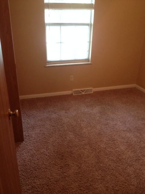 1301 Grandview Dr - Photo 3 of 14