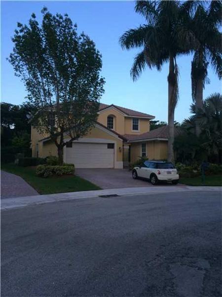2019 Harbor View Cir - Photo 3 of 11