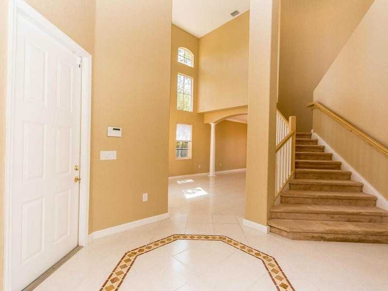 15686 SW 17th St - Photo 3 of 12