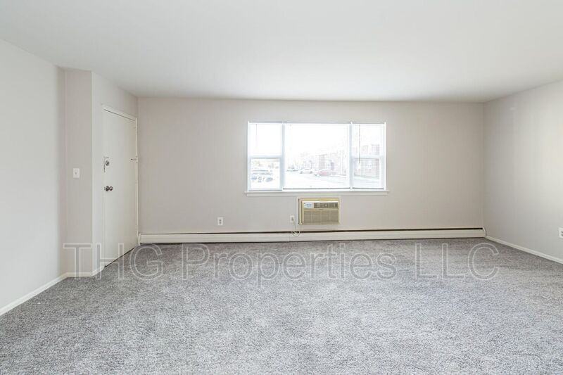 27 Green St #55 - Photo 5 of 11