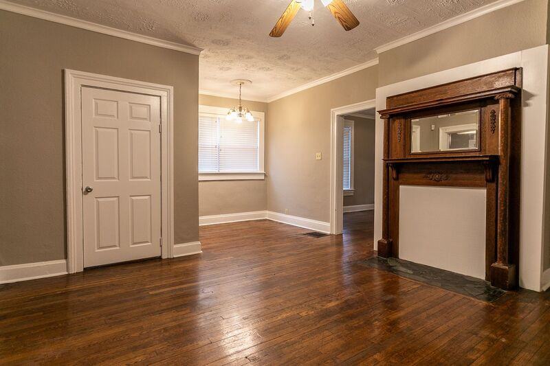 1512 Indianola Ave - Photo 6 of 22