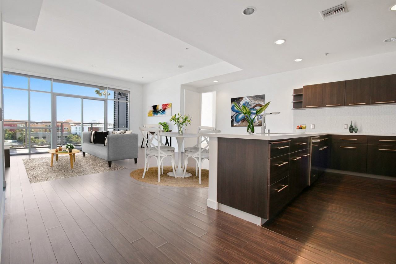 Landmark Chase - Photo 2 of 10