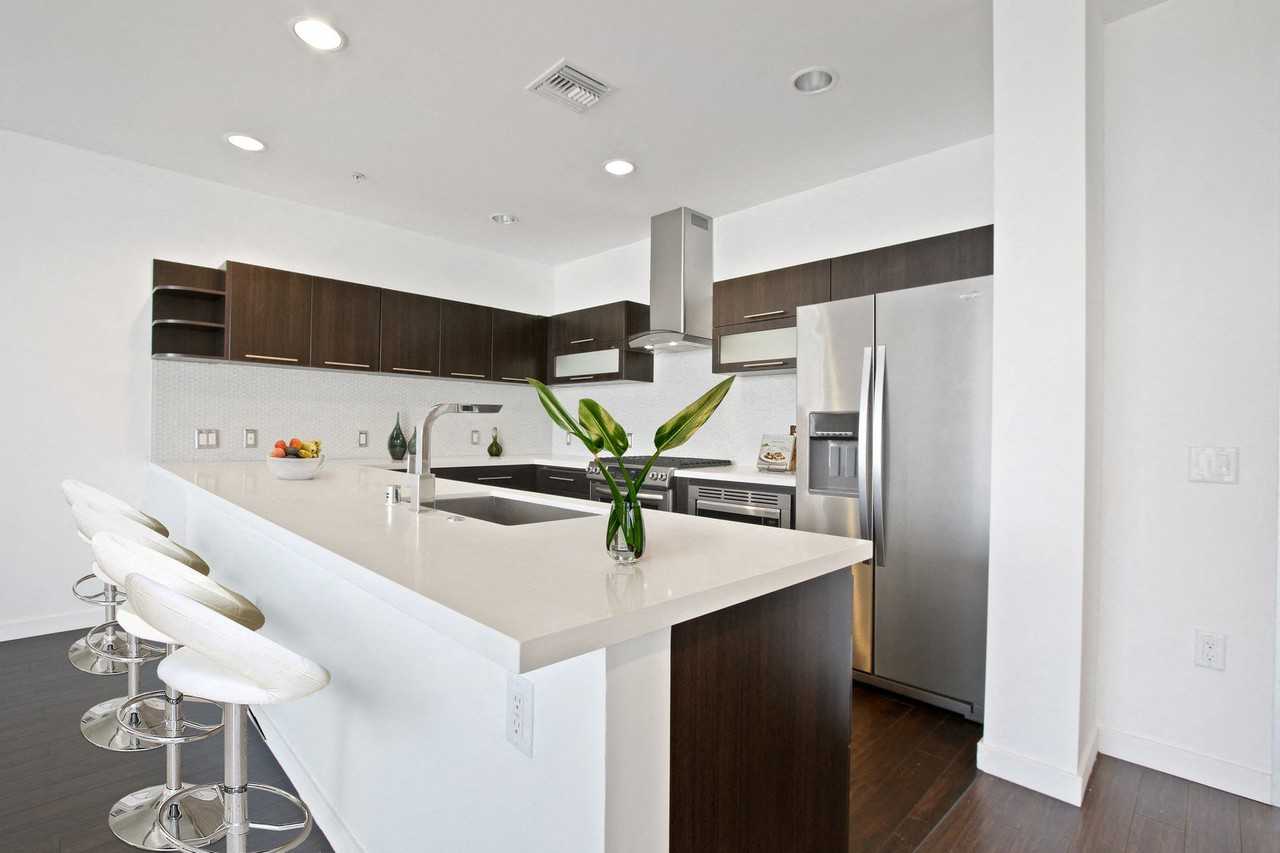 Landmark Chase - Photo 3 of 10