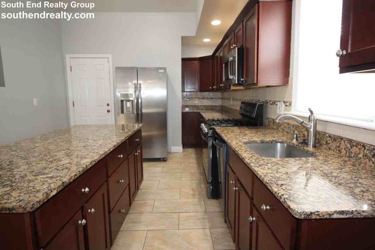 83 Devon St #1 - Photo 2 of 24