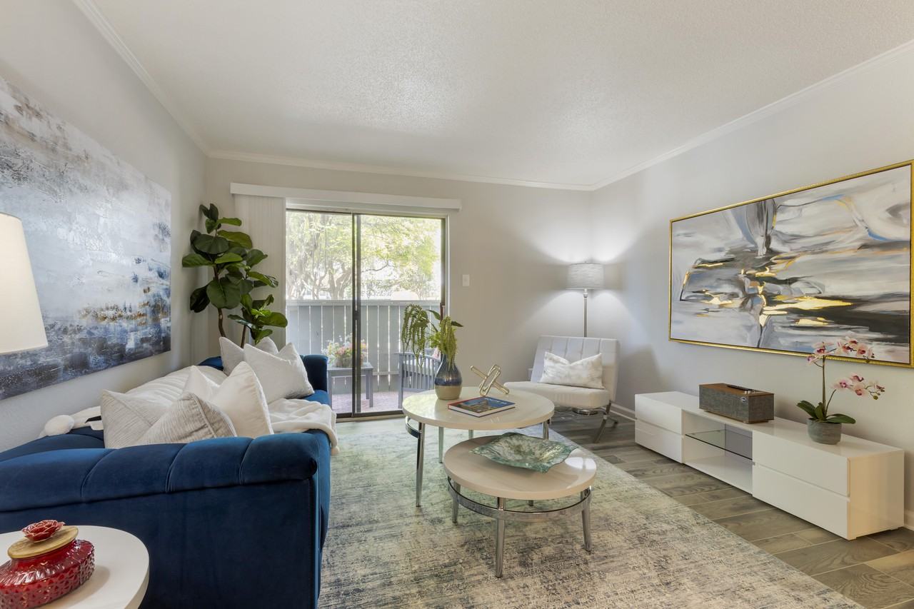 Brixton McKinney Apartments - Photo 2 of 24