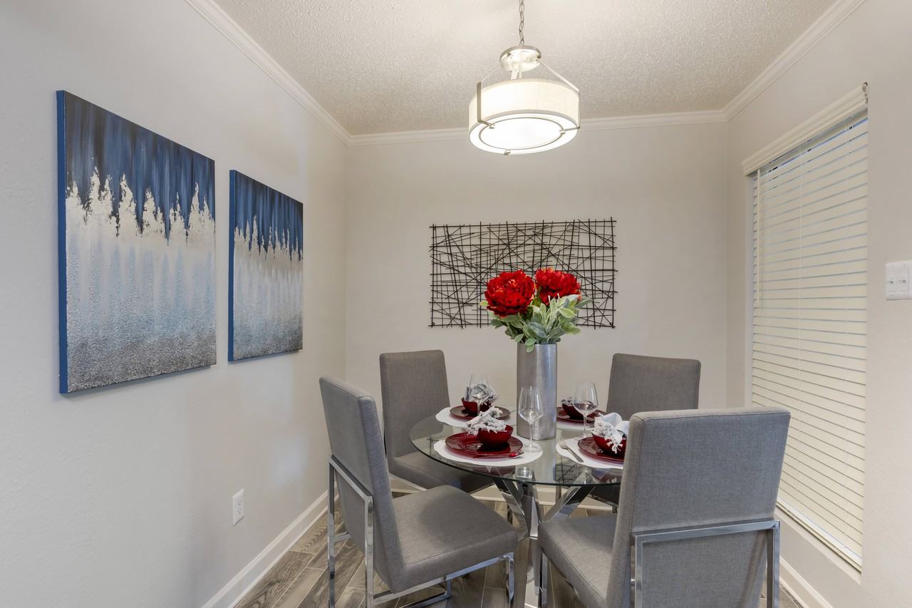 Brixton McKinney Apartments - Photo 6 of 24