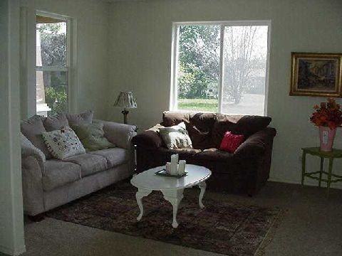 207 Laurella Ln - Photo 2 of 4
