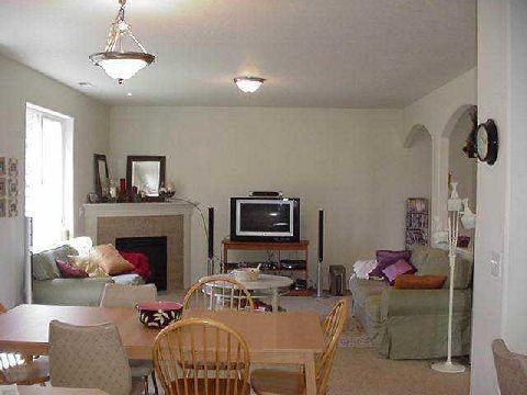 207 Laurella Ln - Photo 3 of 4