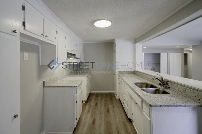 625 Mcgowan Dr - Photo 3 of 18