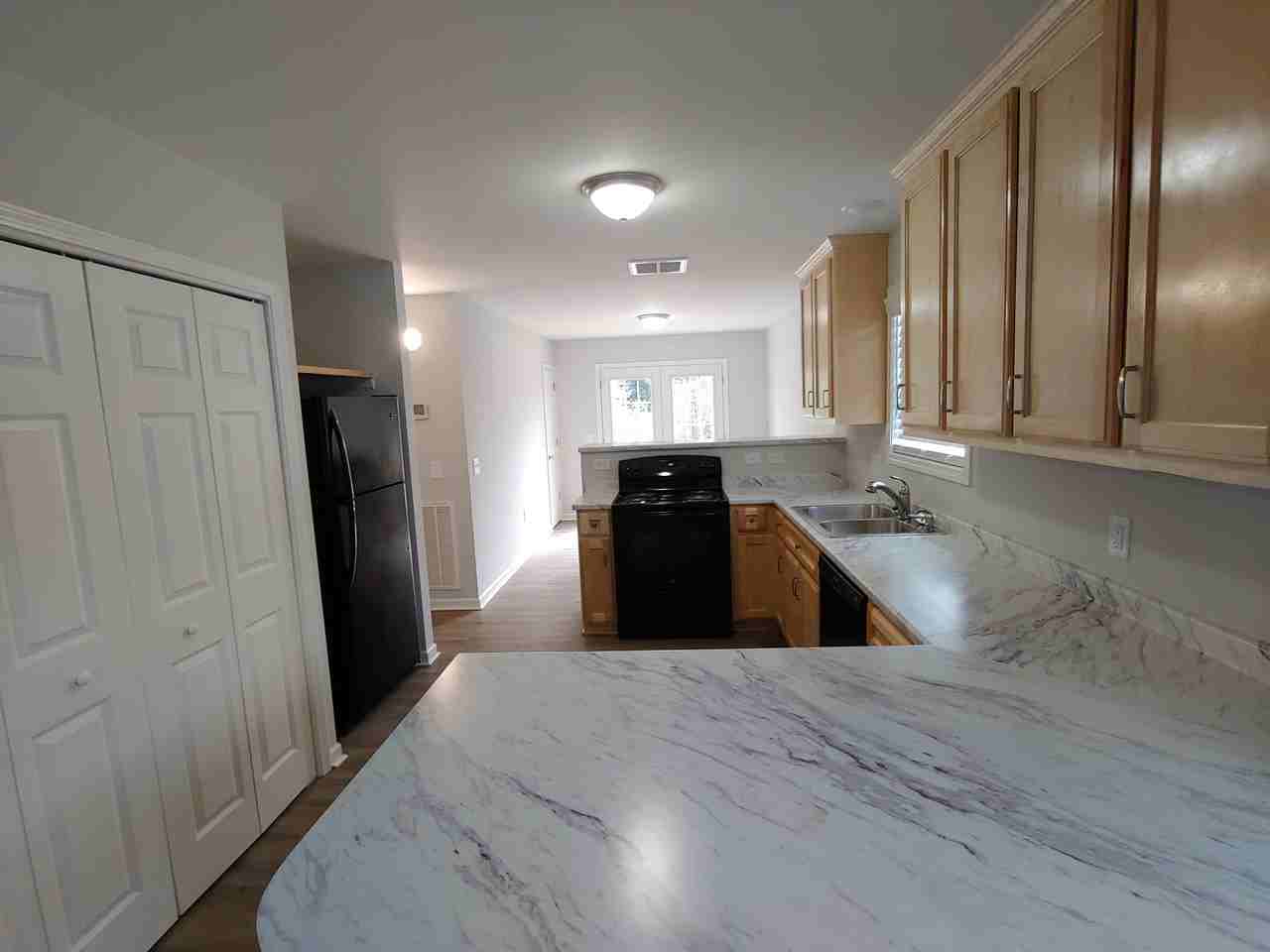 410 E 12th St #1 - Photo 6 of 22