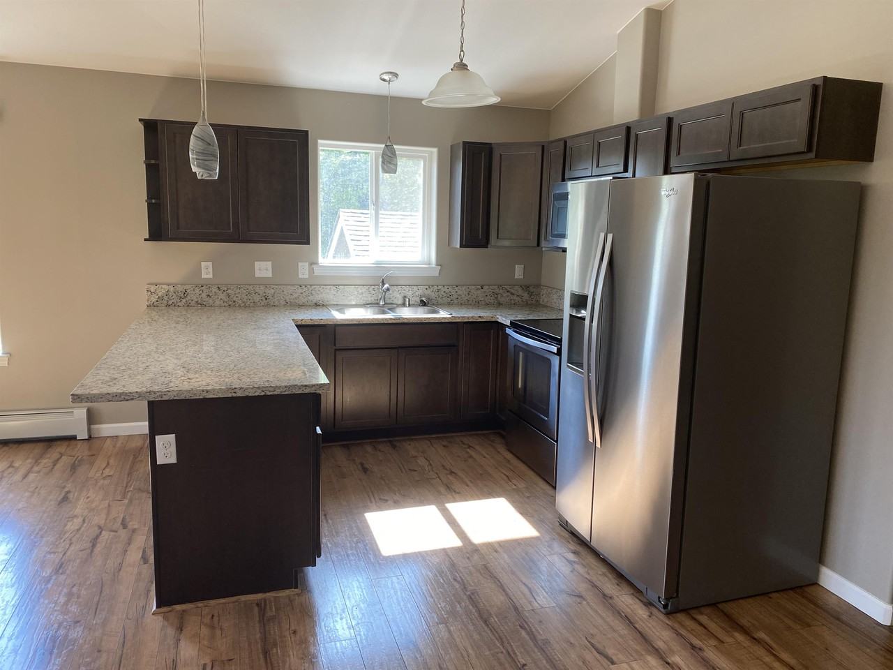 8545 W Lynnette Dr #4 - Photo 2 of 11