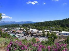 featured image of 10551 Jibboom St