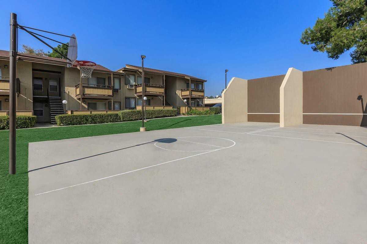 1717 E Birch St - Photo 6 of 6