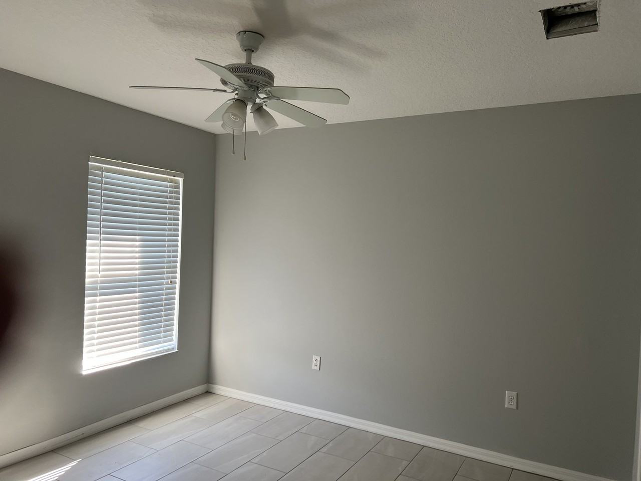 1330 Clovis Ln - Photo 6 of 8