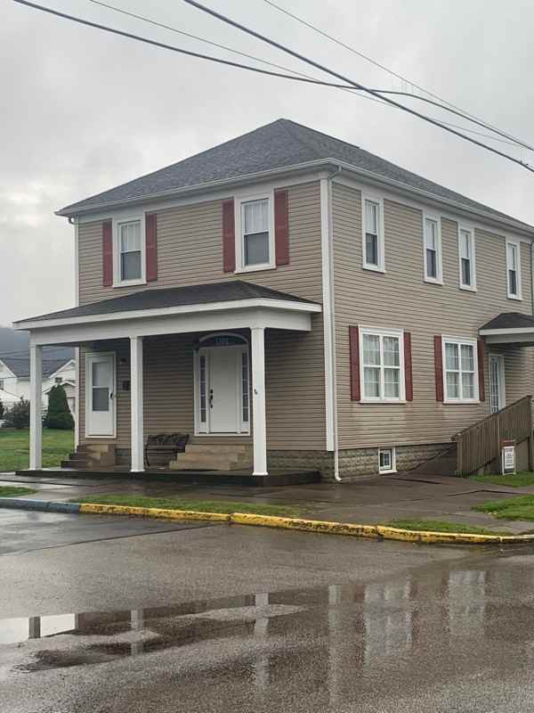 1301 9th St #A - Photo 2 of 2