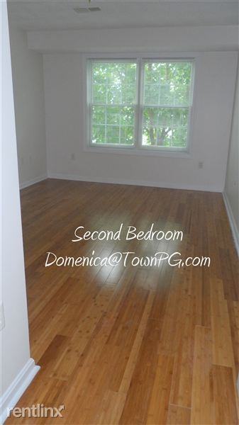 260 Main St - Photo 3 of 9