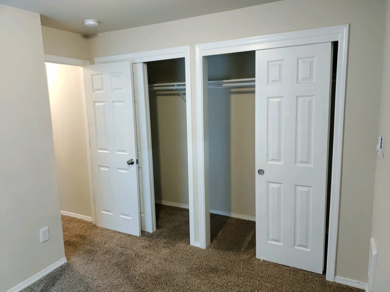 1221 W Franklin St #1221 - Photo 6 of 9