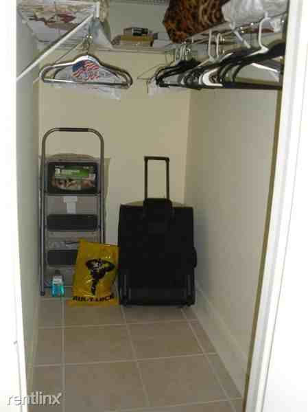 2043 Cornwall C - Photo 3 of 13