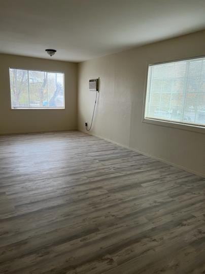 2780 Argyll Avenue Unit B - Photo 3 of 7