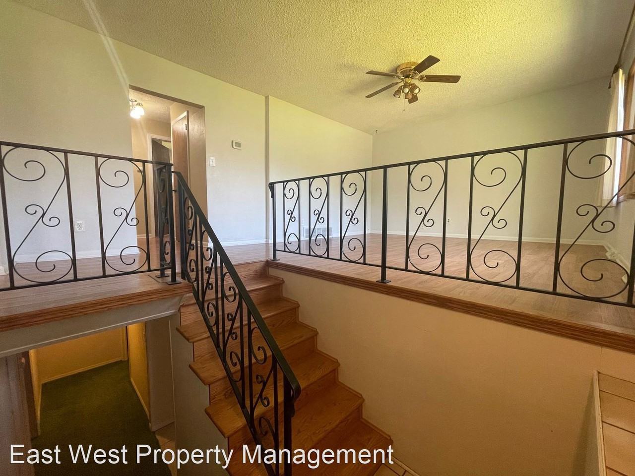 5326 Norwood St - Photo 2 of 34